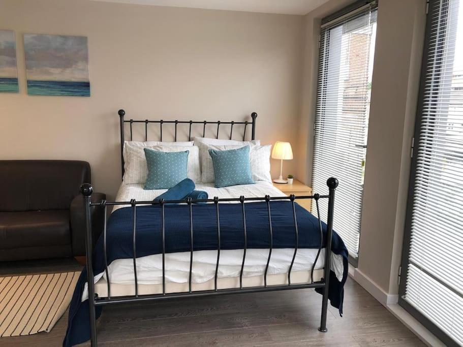 Studio Apartment Opposite Shoreditch Park Лондон Экстерьер фото
