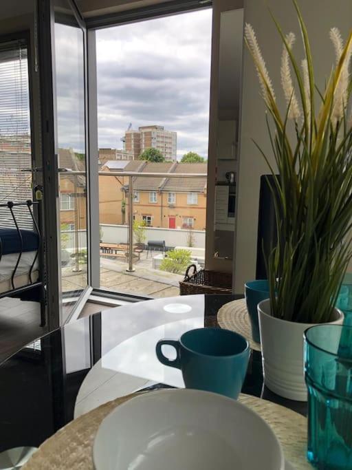 Studio Apartment Opposite Shoreditch Park Лондон Экстерьер фото