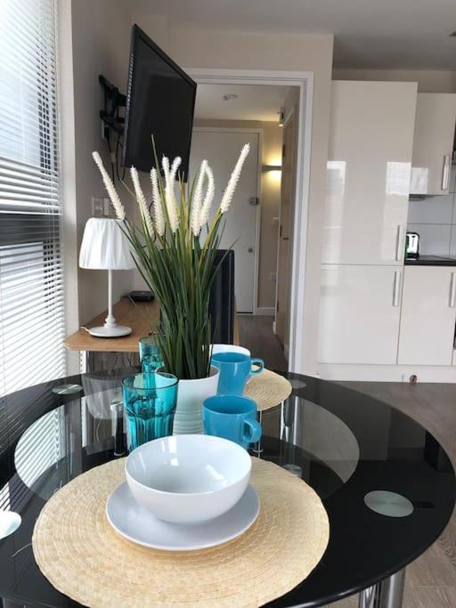 Studio Apartment Opposite Shoreditch Park Лондон Экстерьер фото